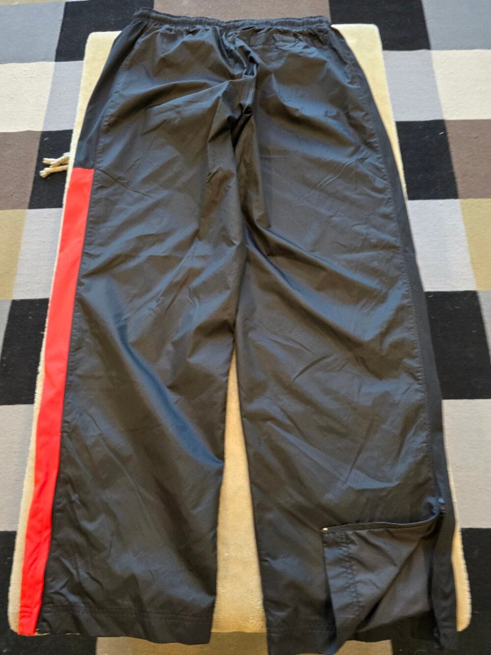 Vintage Nike MMIV (2004) Men’s Nylon Windbreaker Track Pants - Size XL
